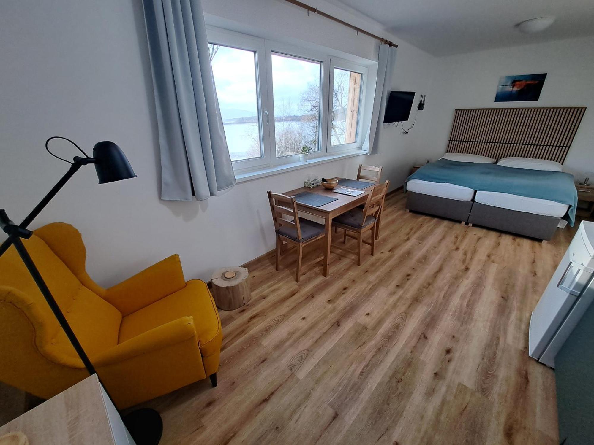 Apartmany - Male Lipno Černá v Pošumaví Extérieur photo